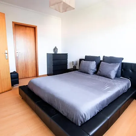 Nyaraló 6pax Baby Friendly Near Dino Park&beaches São Bartolomeu